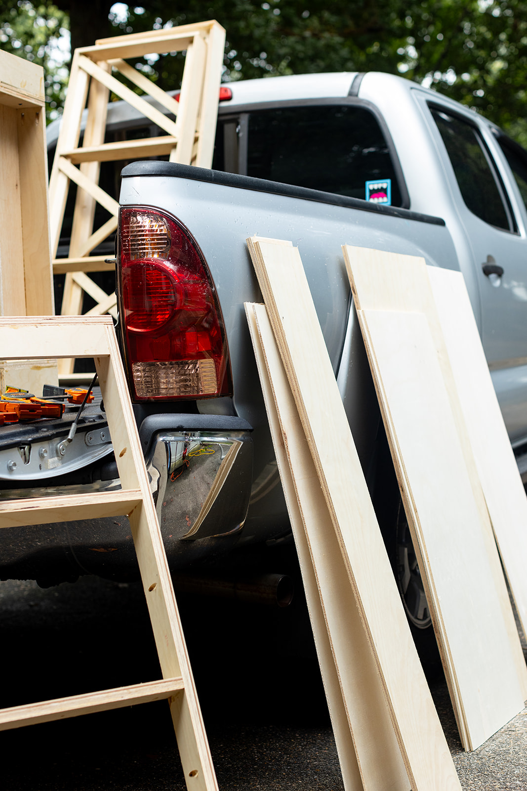 Days 4 and 5 of the Truck Bed Photo Set Build - Jada And David Parrish