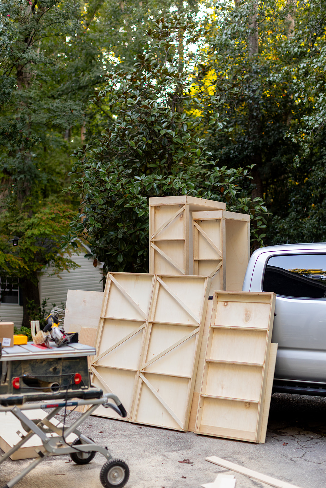 Days 4 and 5 of the Truck Bed Photo Set Build - Jada And David Parrish