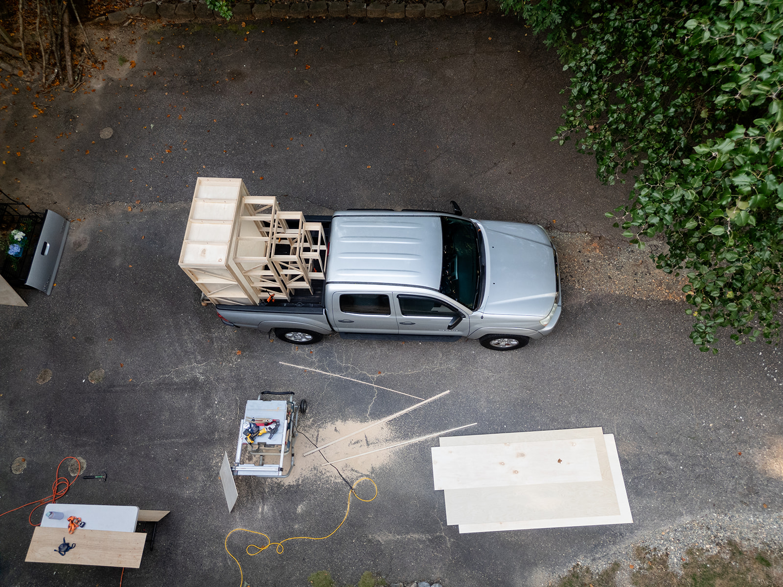 Days 4 and 5 of the Truck Bed Photo Set Build - Jada And David Parrish
