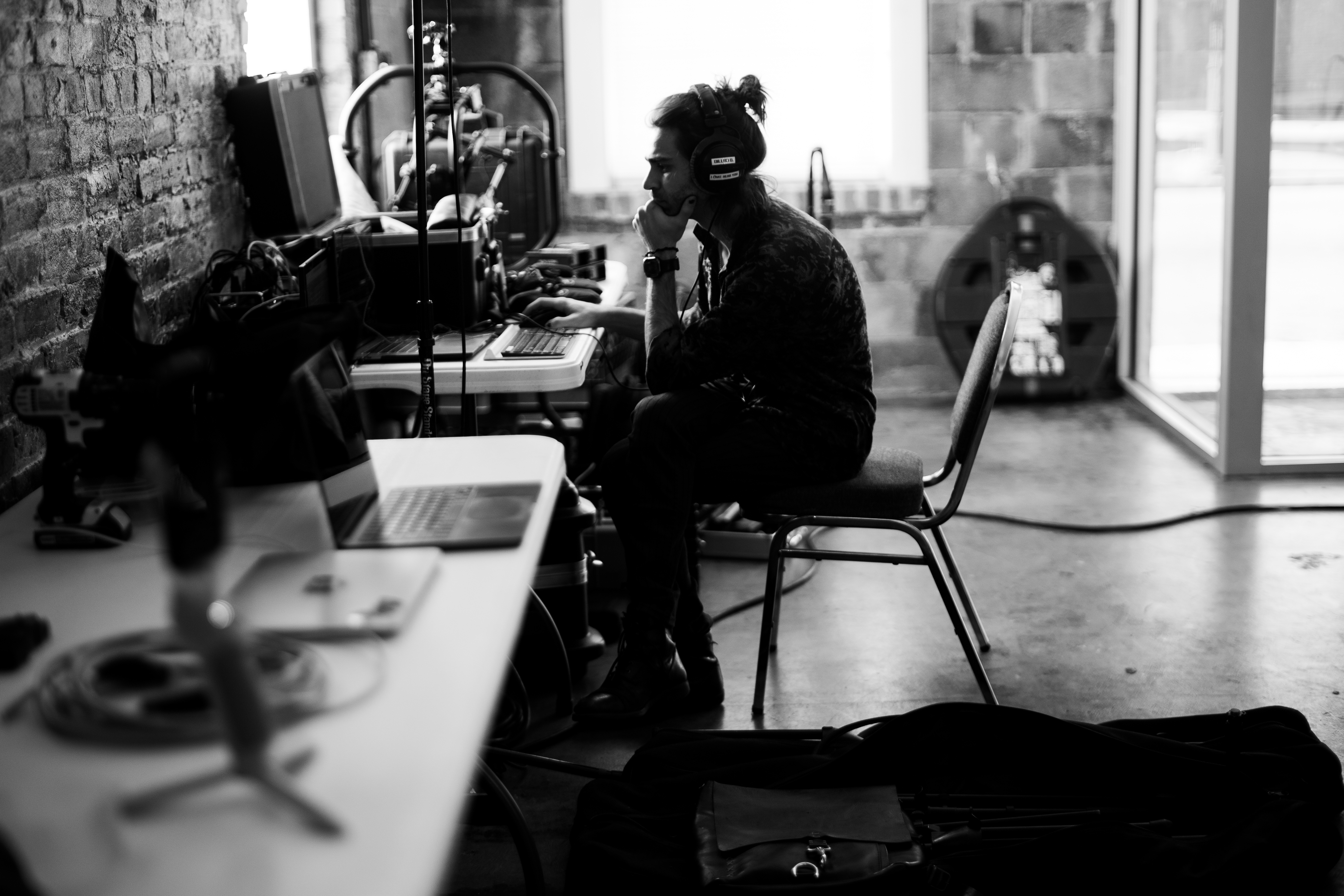 Behind The Scenes of a Photo and Video Shoot with Shera Shi X Hourglass Sessions - Jada And David Parrish