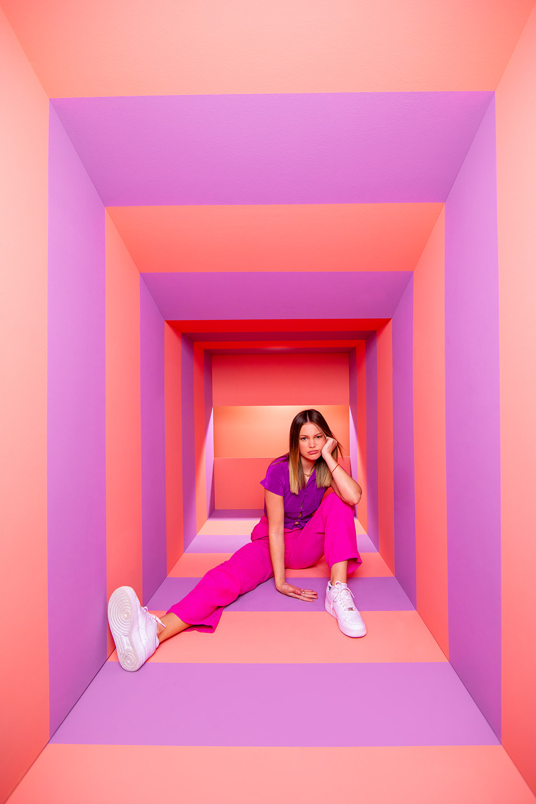 90s Space Tunnel with Olivia Holt  - Jada And David Parrish