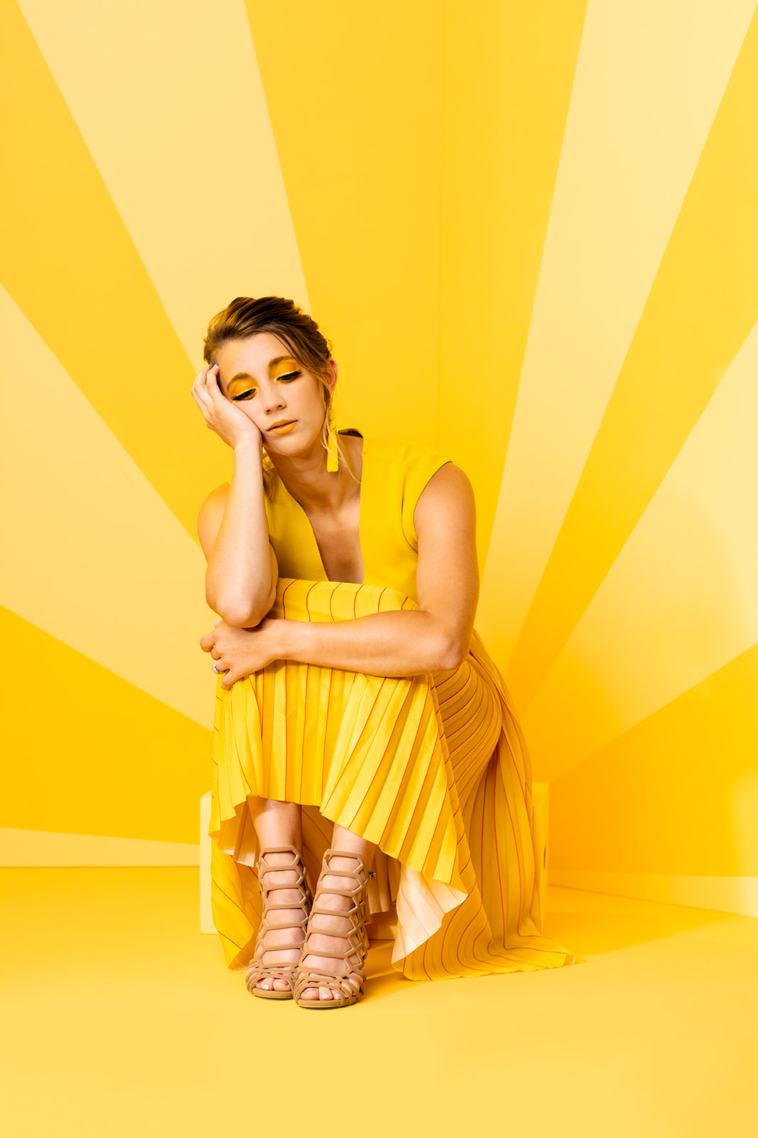 How to Apply Color Theory in Photography for Deeper, More Meaningful Shots - Jada And David Parrish